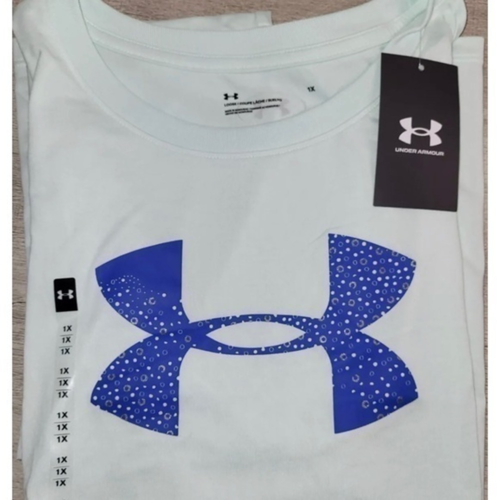 Under Armour White and Blue Short Sleeve Tee